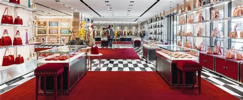 gucci outlet phoenix|gucci outlet cabazon prices list.